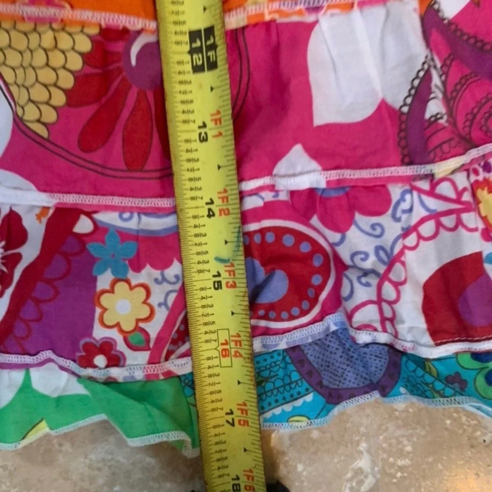 Girls floral skirt size 5yrs